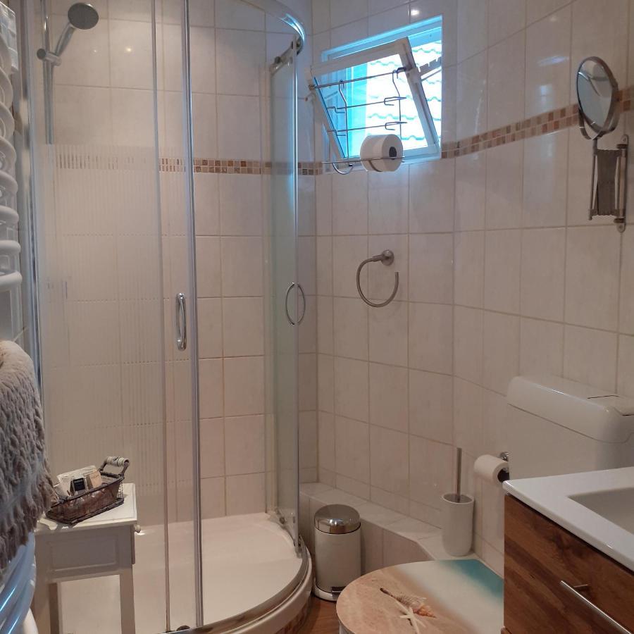 Апартаменты Bi Uns Im Norden Брунсбюттель Экстерьер фото